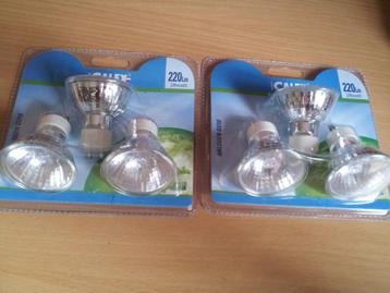 2 sets van 3 spots gu10 beschikbaar voor biedingen