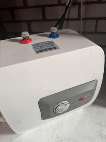 Fais keukenboiler onderbouw 2000 Watt 10 liter beschikbaar voor biedingen