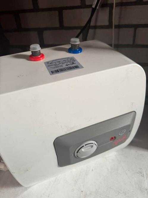 Fais keukenboiler onderbouw 2000 Watt 10 liter, Doe-het-zelf en Verbouw, Geisers en Boilers, Nieuw, Boiler, Minder dan 20 liter