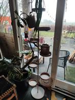 Mooie lichtroze metalen plantenstandaard 170cm, Ophalen of Verzenden, Halfschaduw, Minder dan 100 cm