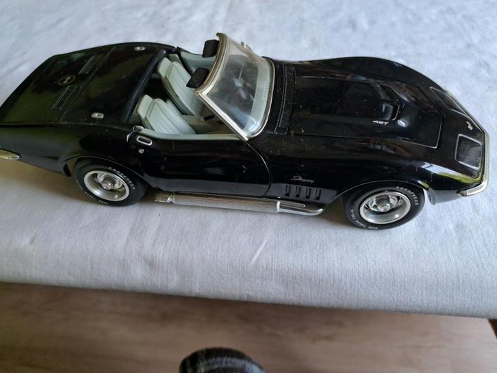 Revell 1.18 Corvette Stingray convertible, Hobby en Vrije tijd, Modelauto's | 1:18, Nieuw, Revell, Ophalen of Verzenden