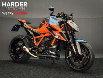 KTM 1290 SUPER DUKE R/TECH+TRACK PACK/AKRA/CARBON/GARANTIE! beschikbaar voor biedingen