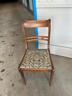 Houten eetkamerstoelen, Ophalen
