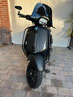 Vespa Sprint Notte – 2019 – 50cc, Fietsen en Brommers, Ophalen, Zo goed als nieuw