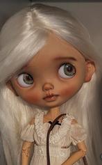 Prachtige Alpaca Mohair pruik op harde cap voor Blythe, Verzamelen, Ophalen of Verzenden, Zo goed als nieuw, Kleertjes