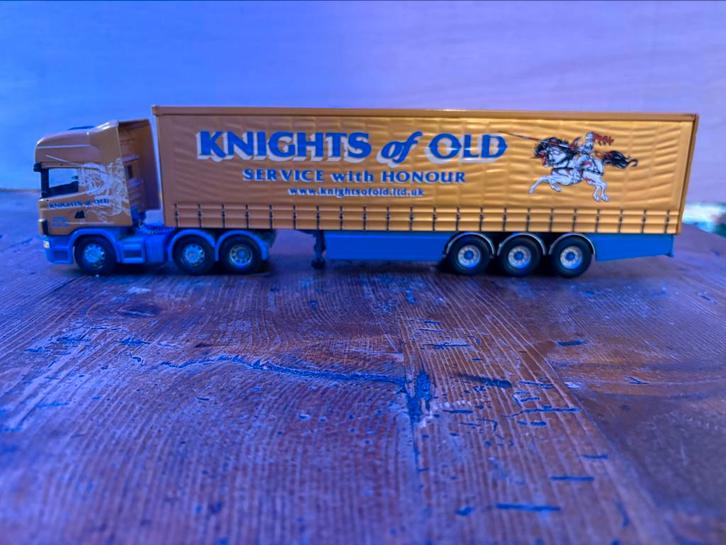 Corgi Scania 164-580 Knights of Old, Hobby en Vrije tijd, Modelauto's | 1:50, Zo goed als nieuw, Bus of Vrachtwagen, Corgi, Ophalen
