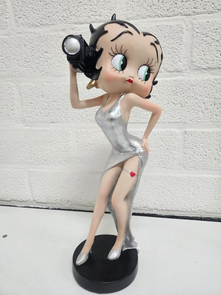BETTY BOOP MET CAMERA 35 CM HOOG ,, Verzamelen, Film en Tv, Nieuw, Beeldje, Replica of Model, Ophalen of Verzenden