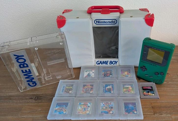 Nintendo GameBoy Classic Groen + 12 games + case + hardcase, Spelcomputers en Games, Spelcomputers | Nintendo Game Boy, Refurbished