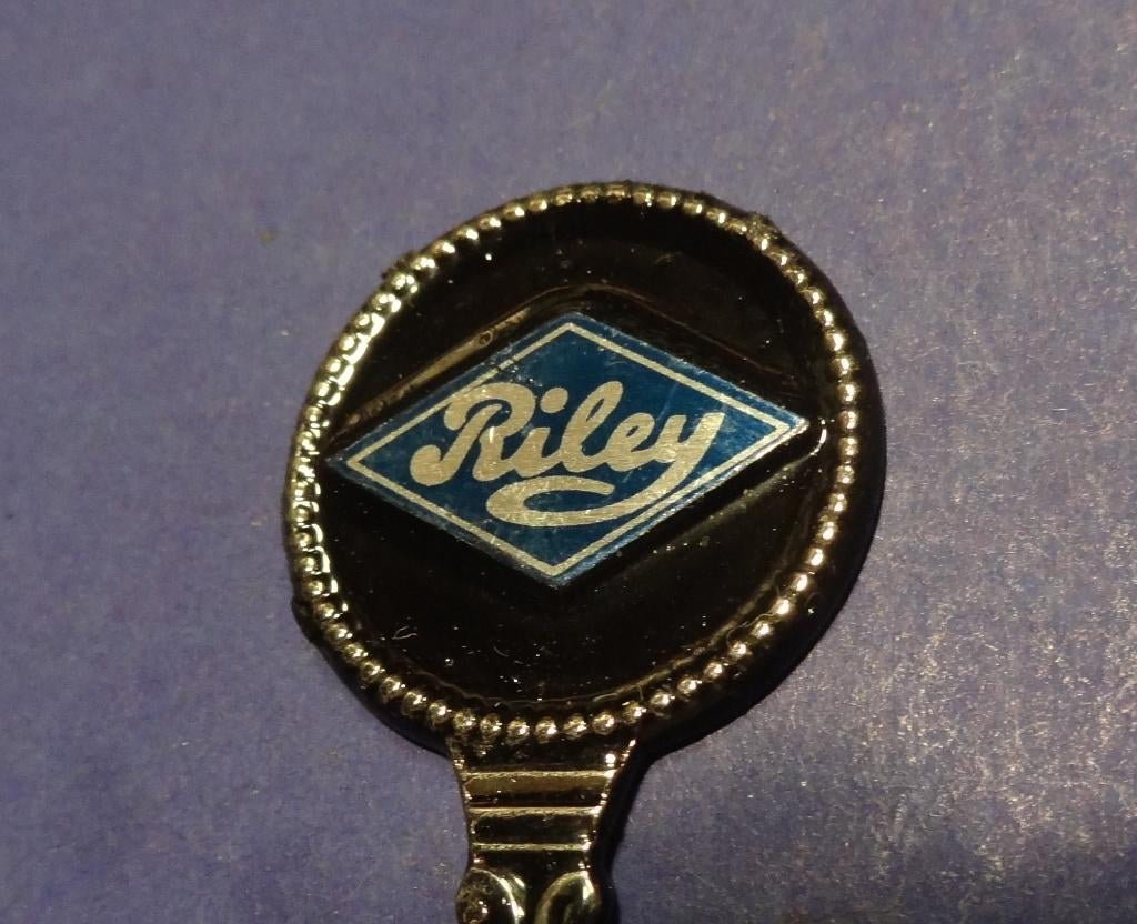 Riley Thee Lepel No 345612, Verzenden, Gebruikt, Auto's