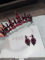 Bordeaux kroon en oorbellen, Kleding | Dames, Ophalen of Verzenden, Zo goed als nieuw, Rood, Accessoires