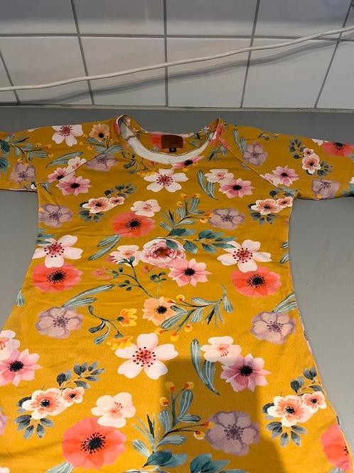 T shirt van mooi vrolijk (als Tante Betsy), Kleding | Dames, T-shirts, Zo goed als nieuw, Maat 38/40 (M), Geel, Korte mouw, Ophalen of Verzenden