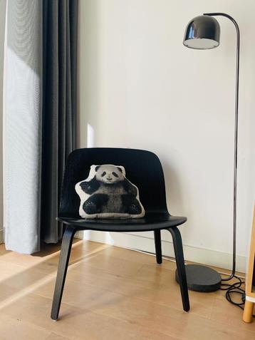 Muuto Visu Lounge Chair (zwart) beschikbaar voor biedingen