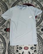 Nike zomer set shirt en  korte broek kan je  apart kopen( L), Ophalen, Zo goed als nieuw