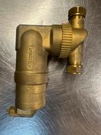 Spirotech Spirovent RV2 Luchtafscheider 22mm, Ophalen of Verzenden, Gebruikt, Koper, Overige typen