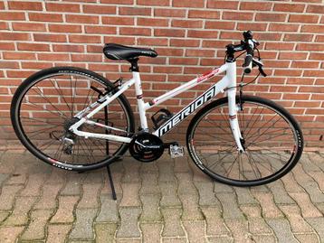 Te koop mooie Merida Speeder T2 racefiets damesfiets 47cm  beschikbaar voor biedingen