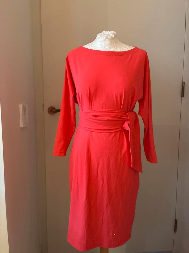 LaDress Carla XS of caroline xxs Koraal ZGAN met sash, Kleding | Dames, Jurken, Zo goed als nieuw, Maat 34 (XS) of kleiner, Oranje