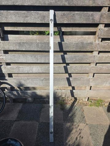 BMI Alustar 2m Professionele Waterpas beschikbaar voor biedingen