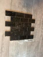 Zwarte wandtegels, licht beschadigd, Doe-het-zelf en Verbouw, Tegels, Ophalen, Overige materialen, Gebruikt, Wandtegels