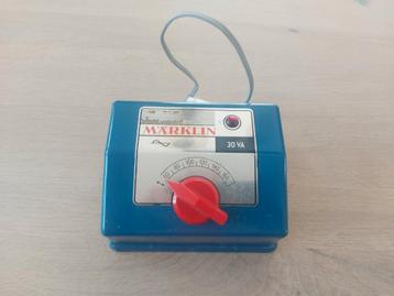 Märklin 30 va wisselstroom transformator.
Schakelt niet beschikbaar voor biedingen