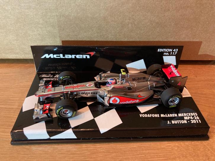 ✅ Jenson Button 1:43 Vodafone Mclaren Mercedes MP4-26 2011, Verzamelen, Automerken, Motoren en Formule 1, Nieuw, Formule 1, Ophalen of Verzenden