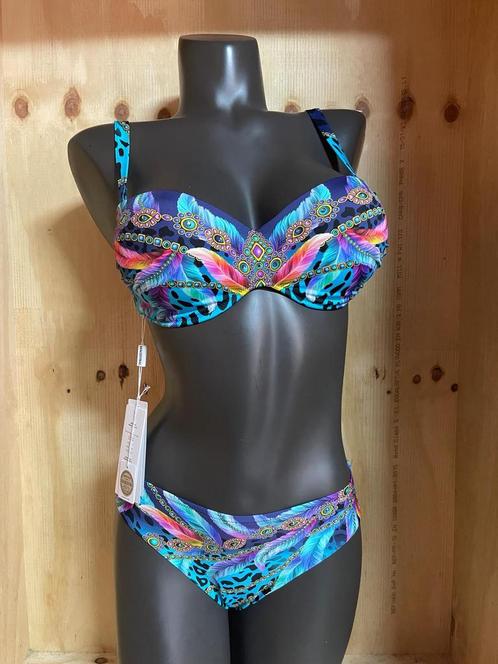 Magistral bikini maat 38d kan strapless met Swarovski, Kleding | Dames, Badmode en Zwemkleding, Nieuw, Bikini, Blauw, Verzenden