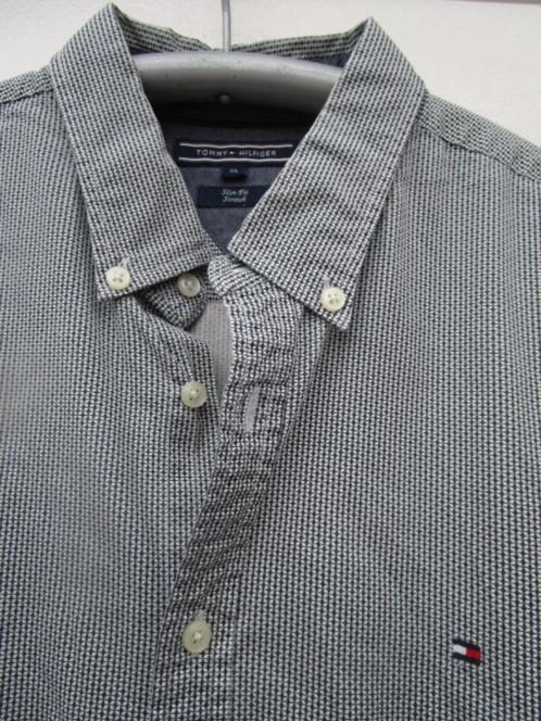 Mooi Tommy Hilfiger stretch overhemd maat XL valt als L, Kleding | Heren, Overhemden, Zo goed als nieuw, Halswijdte 41/42 (L)