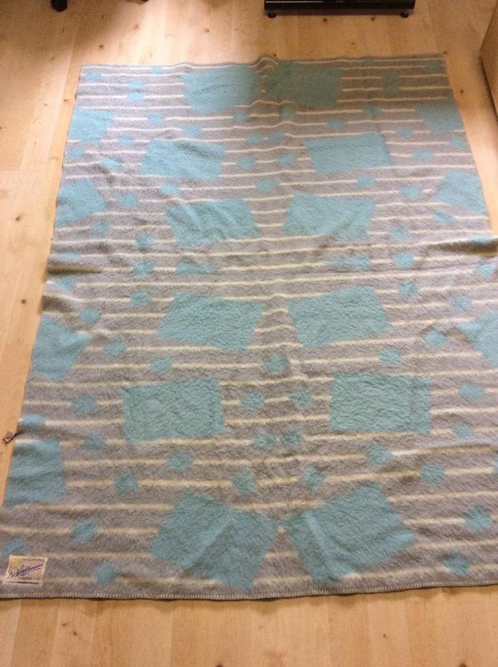 100% Wol Plaid / Woondeken 160x210 - ZGAN, Huis en Inrichting, Woonaccessoires | Plaids en Woondekens, Zo goed als nieuw, Verzenden