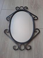 Vintage spiegel smeedijzer jaren 60, Antiek en Kunst, Antiek | Spiegels, Ophalen of Verzenden, Ovaal, Minder dan 50 cm