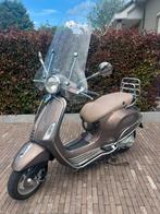 Mooie Vespa Primavera marrone/ bruine scooter te koop, Fietsen en Brommers, Scooters | Vespa, Ophalen, Overige modellen, Maximaal 45 km/u
