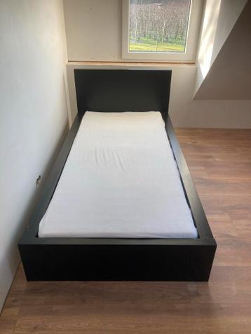 Zwart eenpersoonsbed met lattenbodem, ikea Malm - afbeelding 3