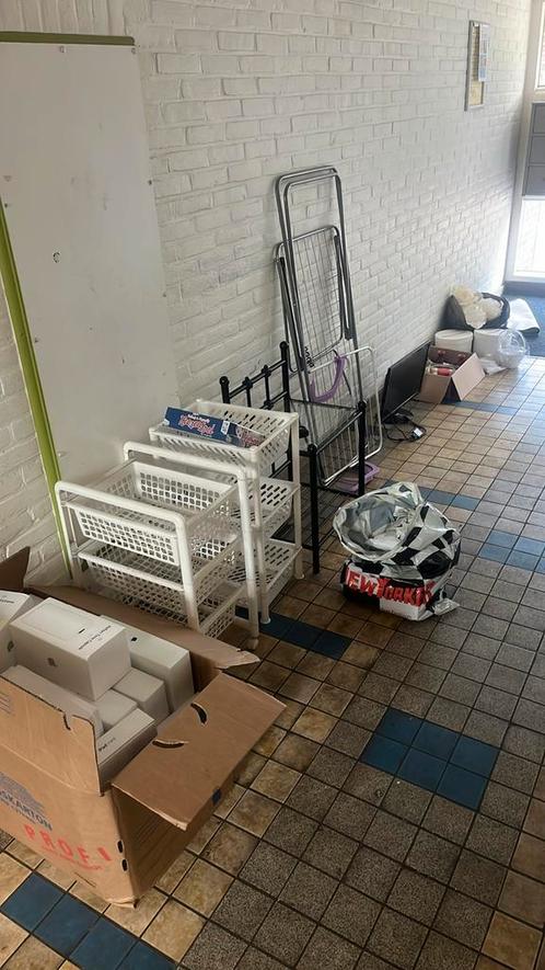 ‼️ Berging opruiming - kleine prijsjes ‼️, Diversen, Rommelmarktspullen, Zo goed als nieuw, Verzenden