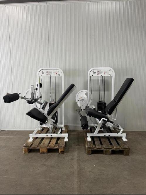 Paramount Leg curl / Leg extension / 2 machines / legs, Sport en Fitness, Fitnessmaterialen, Gebruikt, Overige typen, Armen, Benen