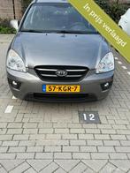 Kia Carens 2.0 CVVT X-tra, Auto's, Voorwielaandrijving, 1998 cc, Stof, Zwart