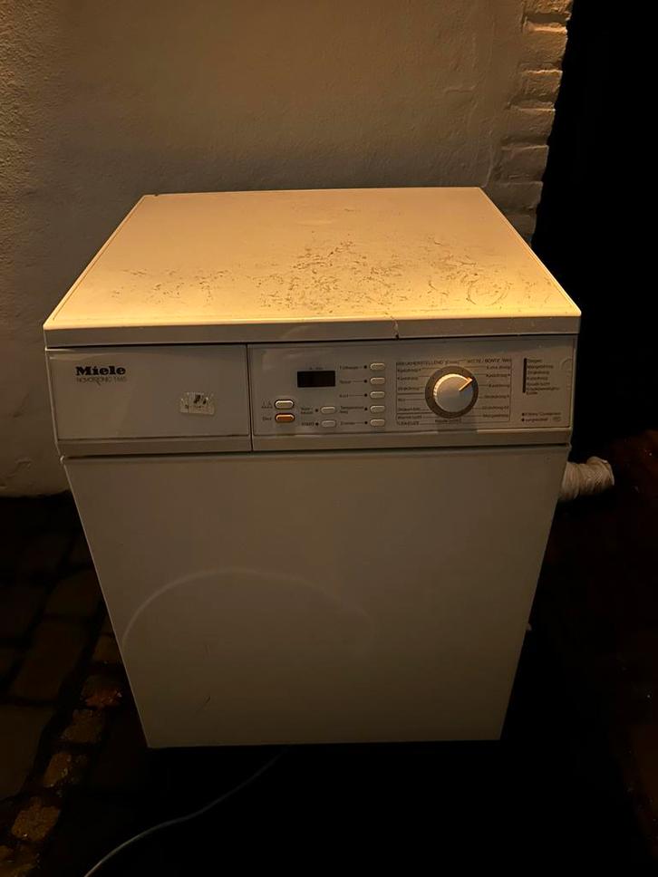 Gratis gebruikte Miele Wasmachine - Luchtafvoer, Witgoed en Apparatuur, Wasdrogers, Gebruikt, Luchtafvoer, Voorlader, 6 tot 8 kg