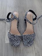 FABS zomerschoentjes met grijs/zwarte print mt.38 *NIEUW*, Kleding | Dames, Ophalen, Nieuw, Grijs, FABS