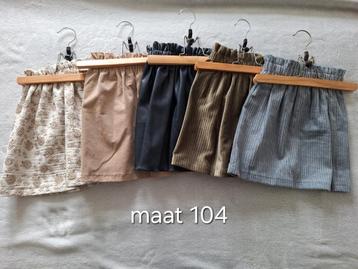 Nieuw kleding jongen meisje maat 104 tbv goed doel  beschikbaar voor biedingen