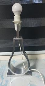 Strakke moderne aluminium lampenvoet, Ophalen of Verzenden, Zo goed als nieuw, Metaal, Minder dan 50 cm
