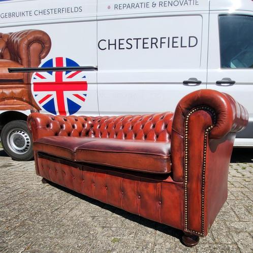 Chesterfield bank in hand gepatineerd rundleder. Uniek!, Huis en Inrichting, Banken | Bankstellen, Gebruikt, 75 tot 100 cm, Ophalen