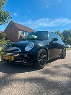 Mini 1.6 16V Cooper AUT 2005 Zwart, 4 cilinders, 4 stoelen, Zwart, Origineel Nederlands