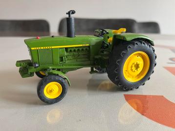 John Deere 3120 trekker Schuco beschikbaar voor biedingen