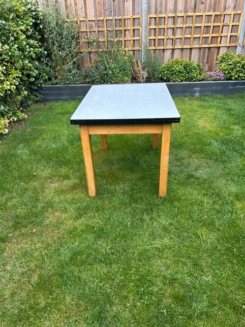 Vintage eettafel, uittrekbaar, Huis en Inrichting, Tafels | Eettafels, Gebruikt, 50 tot 100 cm, 150 tot 200 cm, Vijf personen of meer