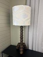 Stijlvolle lamp met houten voet en stoffen kap, Ophalen, Nieuw, Hout, Minder dan 50 cm