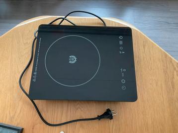 Elektrische inductie kookplaat beschikbaar voor biedingen