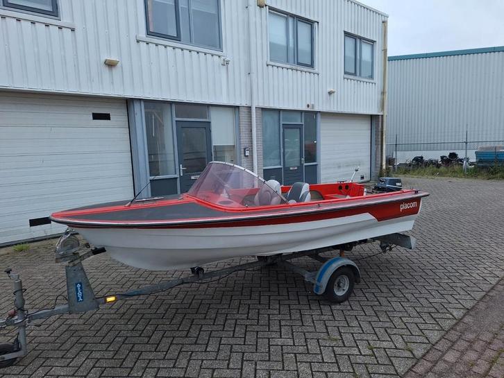 Mooie placom met 8pk 2t, Watersport en Boten, Speedboten, Zo goed als nieuw, 3 tot 6 meter, Benzine, Minder dan 70 pk, Polyester