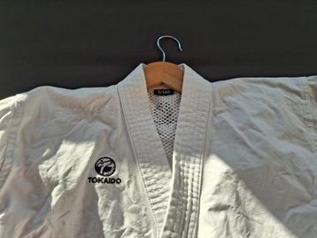 Tokaido Karate Pak Maat 140 beschikbaar voor biedingen