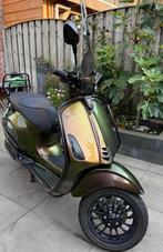 Vespa Sprint 2020 custom kappen, Fietsen en Brommers, Scooters | Vespa, Ophalen, Vespa S, Zo goed als nieuw, Benzine