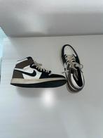 NIKE AIR JORDAN 1 HIGH DARK MOCHA, Ophalen, Gedragen, Bruin, Nike