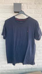 Basic donkerblauw T-shirt, maat M, Ophalen of Verzenden, Zo goed als nieuw