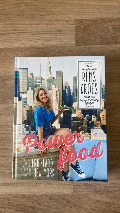 Rens Kroes - Powerfood - Van Friesland naar New York, Boeken, Kookboeken, Nieuw, Ophalen of Verzenden
