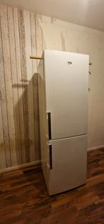 Beko Koelkast met vriezer - Motor defect, 200 liter of meer, 60 cm of meer, Niet werkend, Met vriesvak